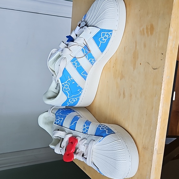 ADIDAS HELLO KITTY SNEAKERS - Picture 13 of 16